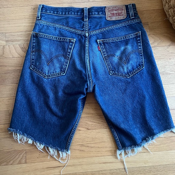 Levi’s 505 Men’s Denim Cut Off Jean Shorts- 32, Blue - Picture 5 of 6
